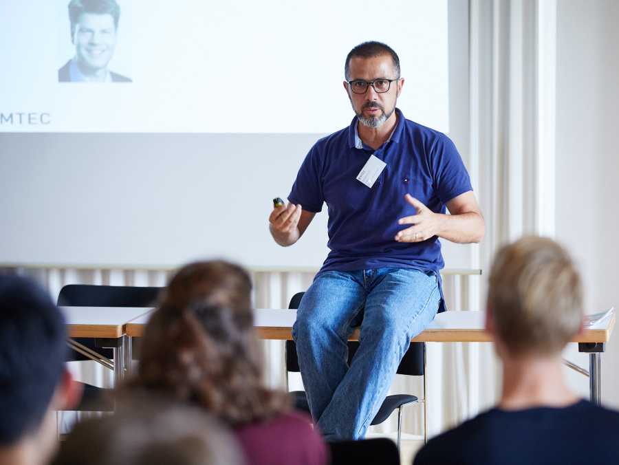 Enlarged view: doctoral-retreat