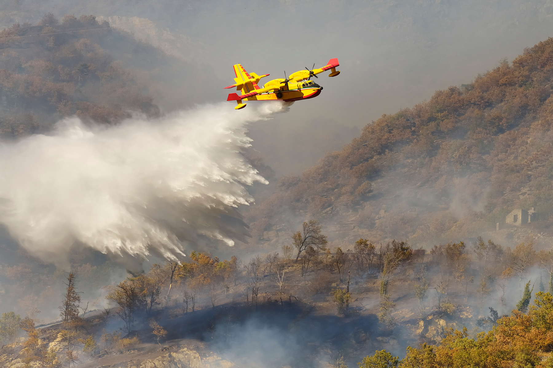 fire-fighter-airplane