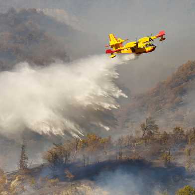 fire-fighter-airplane