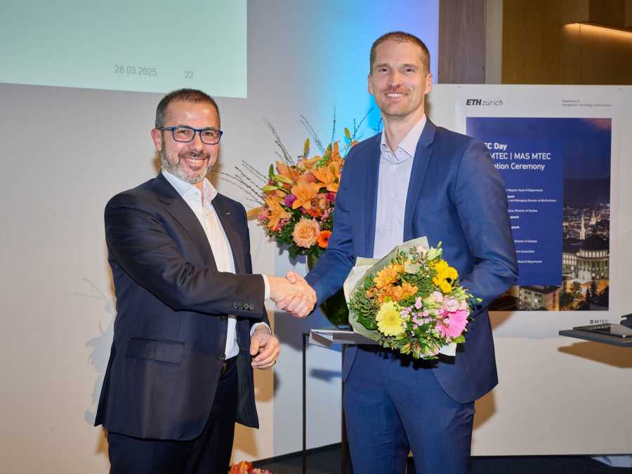 Enlarged view: Stefano Brusoni and Jörg Wagner
