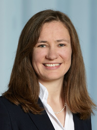 Dr.  Olga Fink