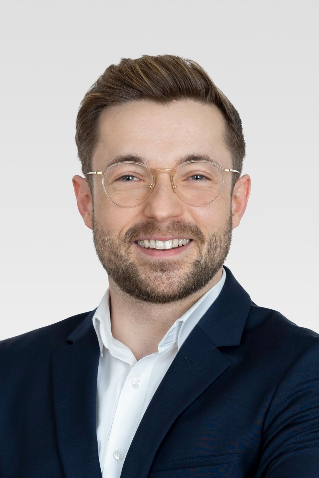 Dr.  Pascal Seiler