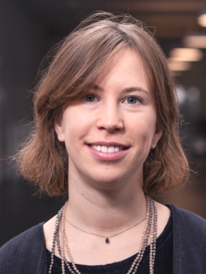 Dr.  Beatrice Bais